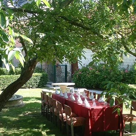 Szálloda Le Clos Du Moulin Vron