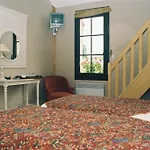 Hotel Le Clos Du Moulin 3*