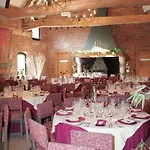 Le Clos Du Moulin Hotel