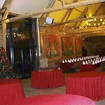 Le Clos Du Moulin Hotel
