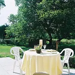 Le Clos Du Moulin Hotel 3*